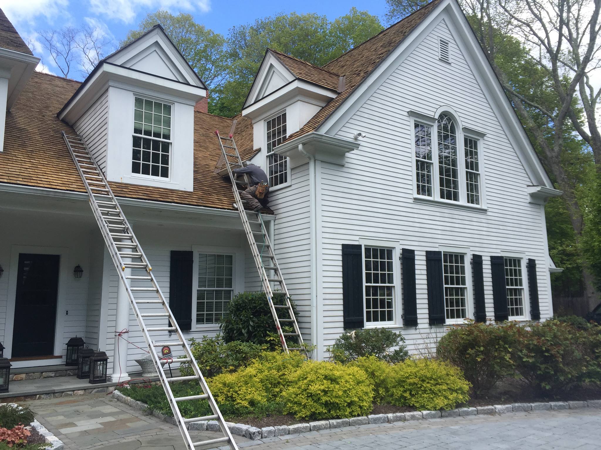 JNS Connecticut Home Improvement General Contractor: Carpentry, Framing, Trimming, Painting, Siding and Roof Installation Services